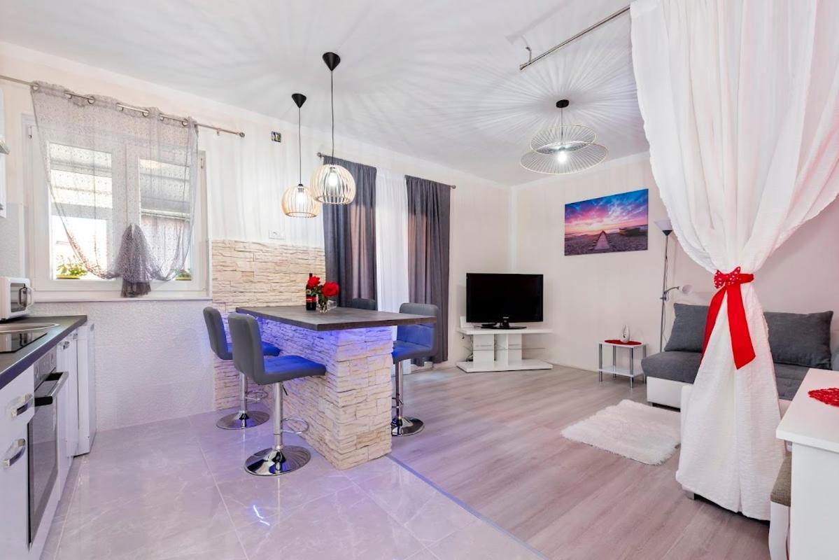 Lana Sibenik Apartment Luaran gambar